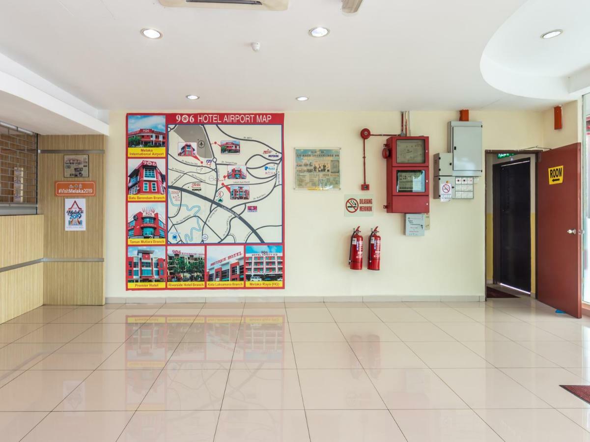 Oyo 1158 906 Airport Hotel Malacca Exterior foto